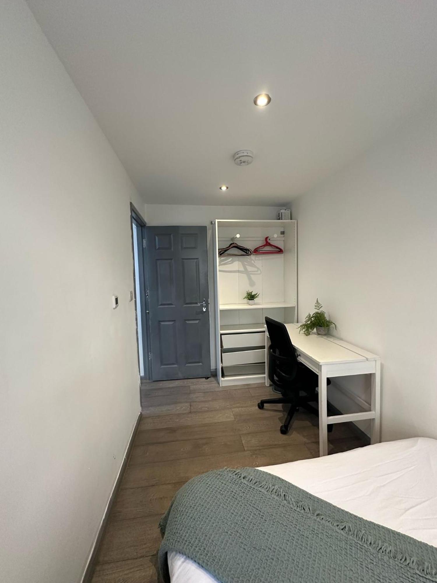 "Euston Comfort" 3 Bedroom Flat In Kings Cross, St Pancras!!!!118B ลอนดอน ภายนอก รูปภาพ