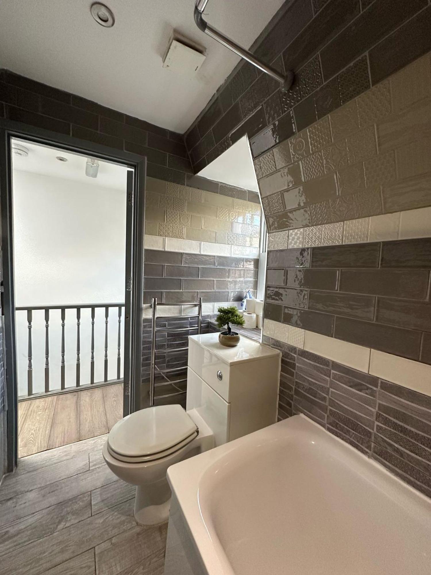 "Euston Comfort" 3 Bedroom Flat In Kings Cross, St Pancras!!!!118B ลอนดอน ภายนอก รูปภาพ